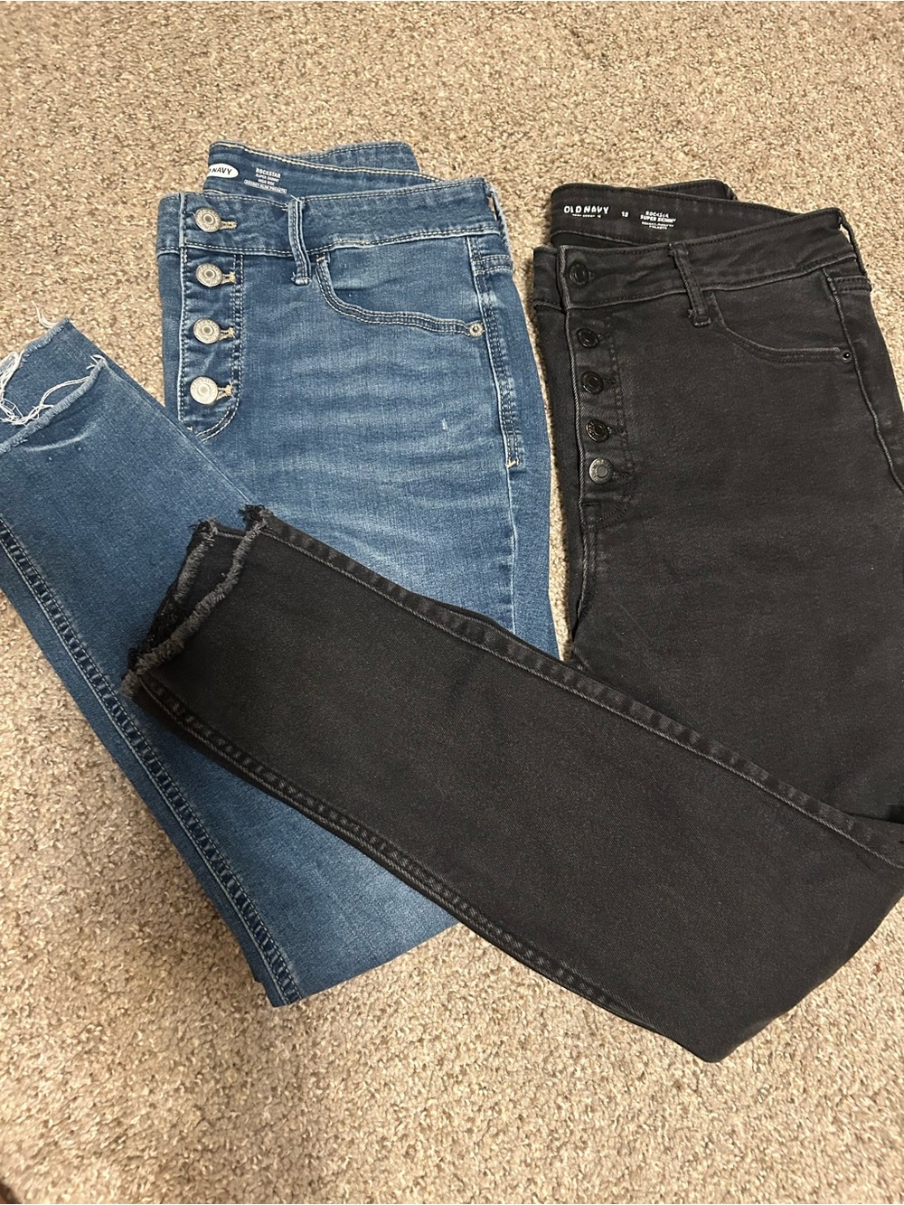 Old Navy High-Rise Jeans Duo — Black and Medium Blue